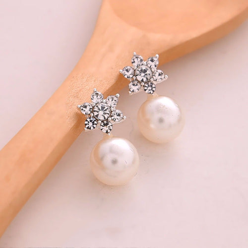 jo test pearl earrings