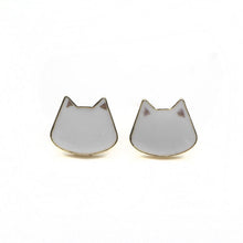 Load image into Gallery viewer, jo test cat head earrings silver